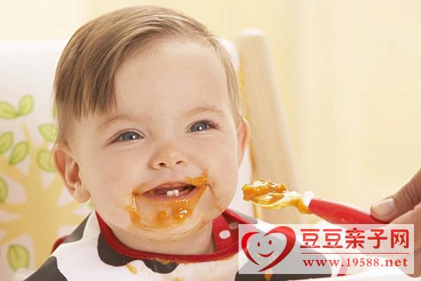 宝宝添加辅食不能胡萝卜泥和果蔬泥同时吃，宝宝添加辅食注意事项